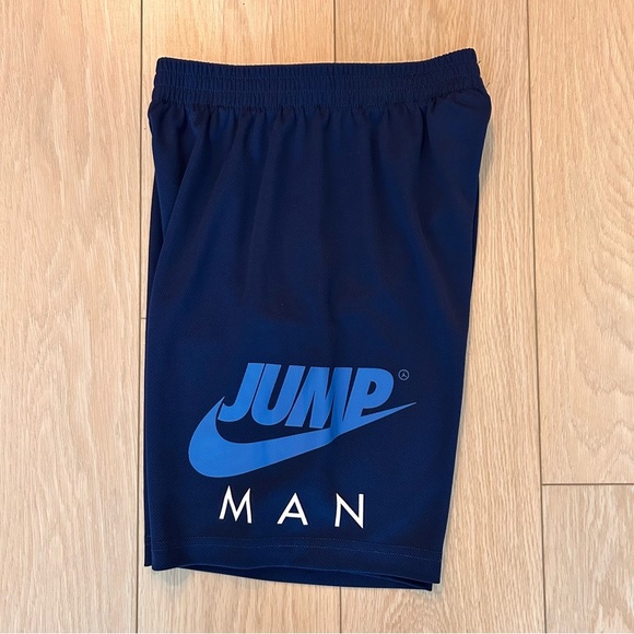 Nike Jump Man Blue Athletic Shorts Youth Size Large 12-13yrs - Picture 3 of 4